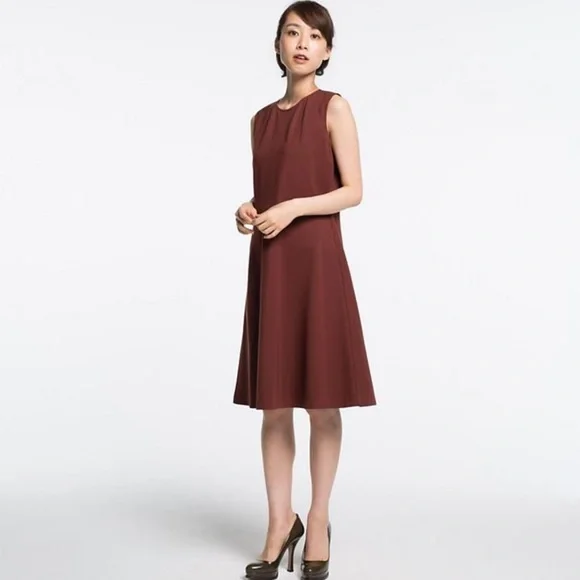 white christmas dresses UNIQLO Women's Blue Midi Slip Dress M – Preworn